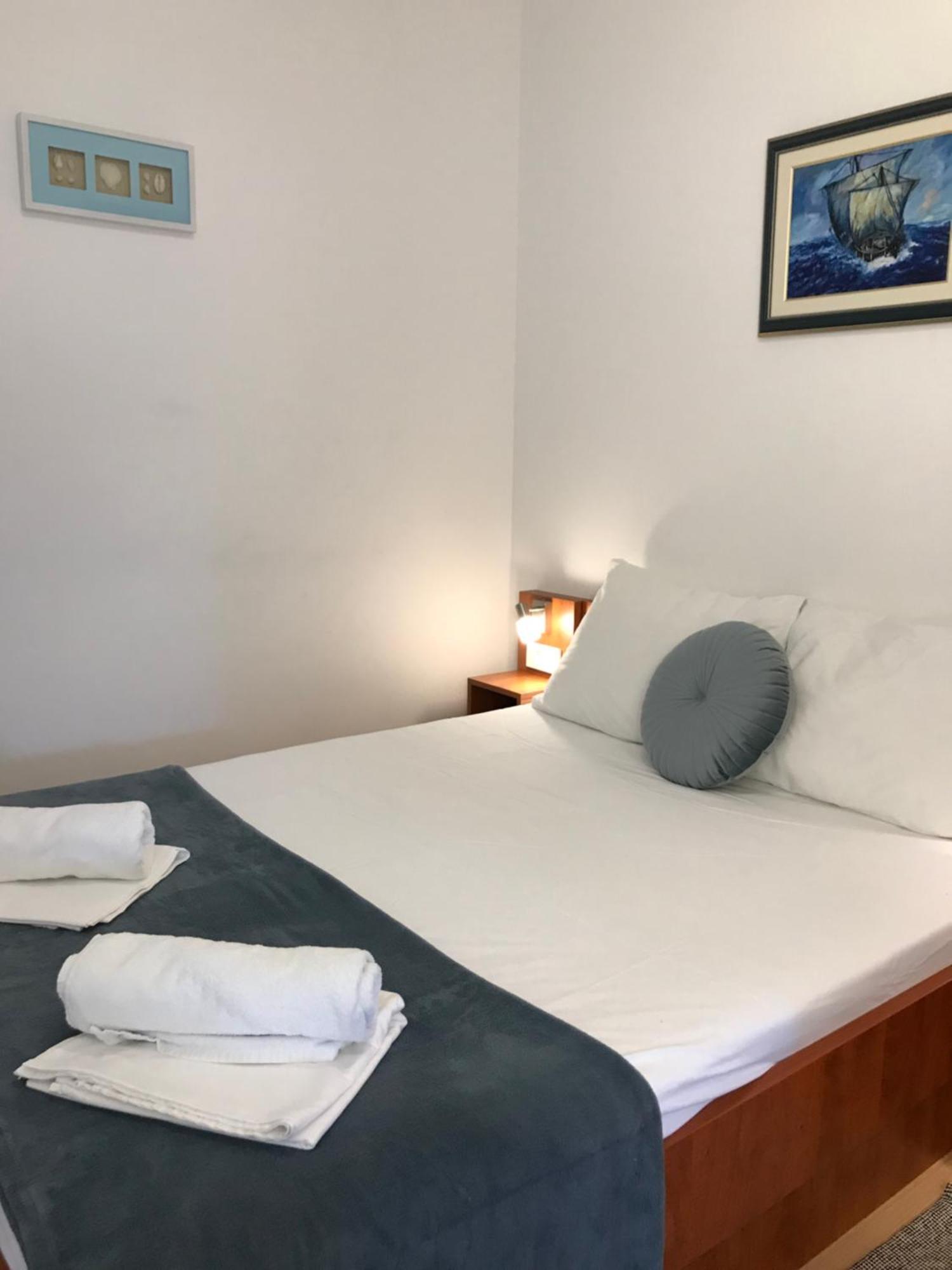 Apartmani Samec Novalja Luaran gambar