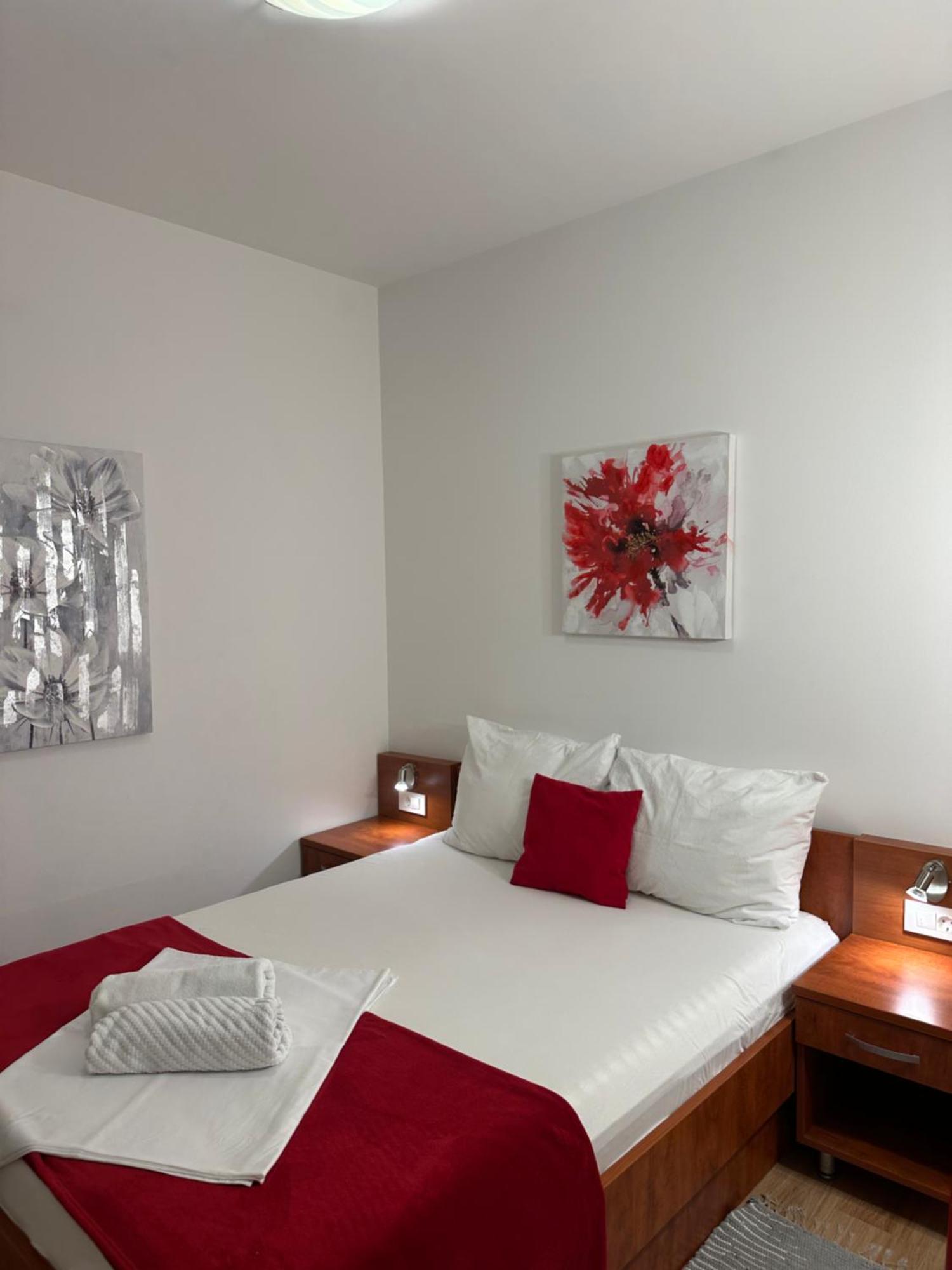 Apartmani Samec Novalja Luaran gambar